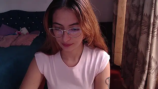 Snapshot of Kate_lorens9 chatting on 5, 8, 2026 Kate lorens9 online show from 5, 8, 2026