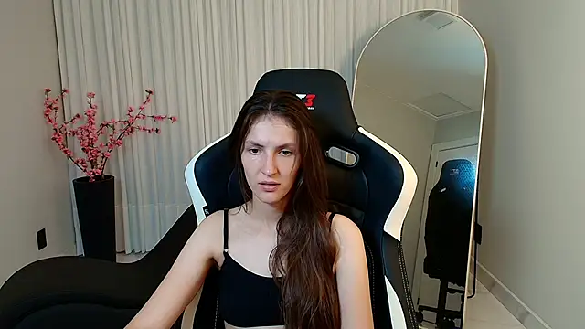 upssnowy online show from 8, 10, 2025