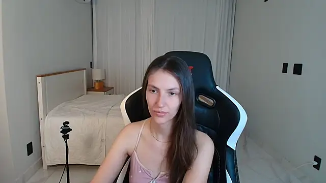 upssnowy online show from 15, 7, 2026