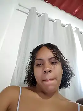 Julia Pretinha online show from 22, 9, 2025