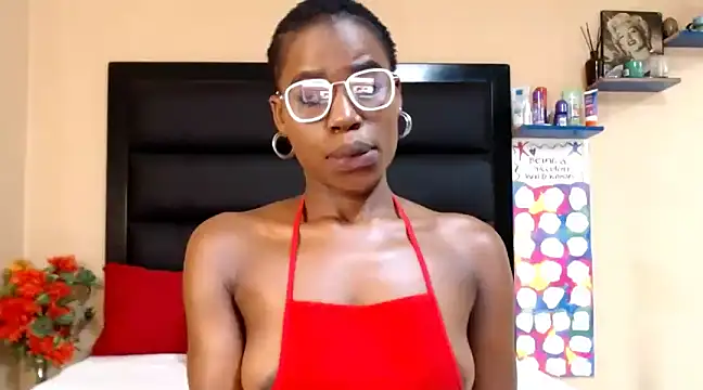 Snapshot of LongPussyLipsxx chatting on 14, 2, 2025 LongPussyLipsxx online show from 14, 2, 2025
