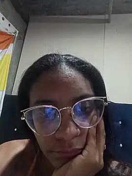 ZoeSmitth online show from 25, 11, 2025