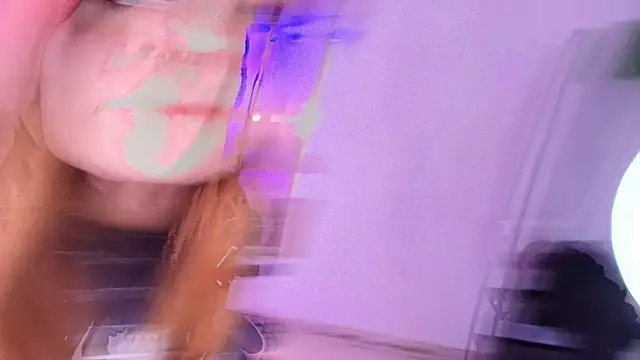 Fluffy Bubble21 online show from 23, 5, 2026
