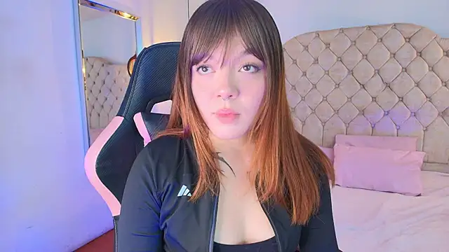 Fluffy Bubble21 online show from 7, 3, 2026