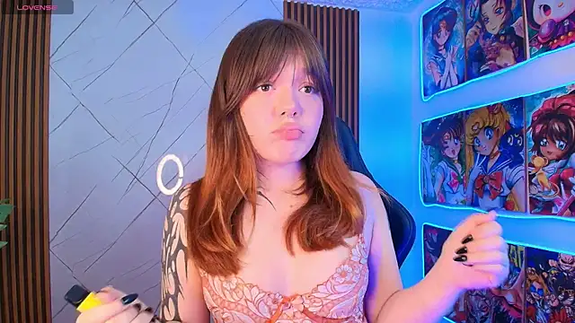 Fluffy Bubble21 online show from 17, 7, 2026