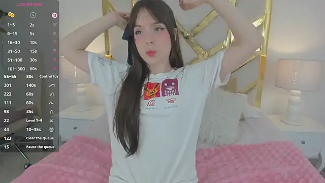 ElliPeaches online show from 2, 2, 2025