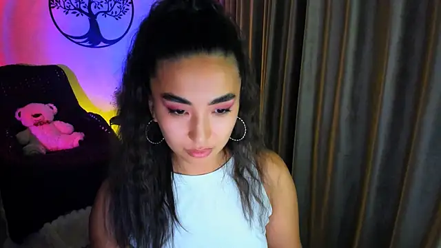 worldofkim online show from 19, 11, 2025