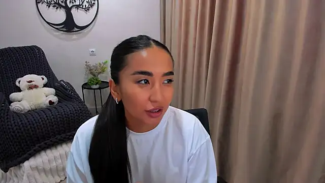 worldofkim online show from 9, 10, 2025