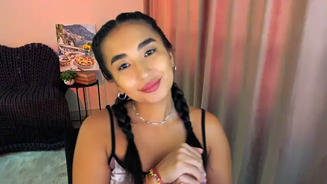 worldofkim online show from 19, 3, 2025