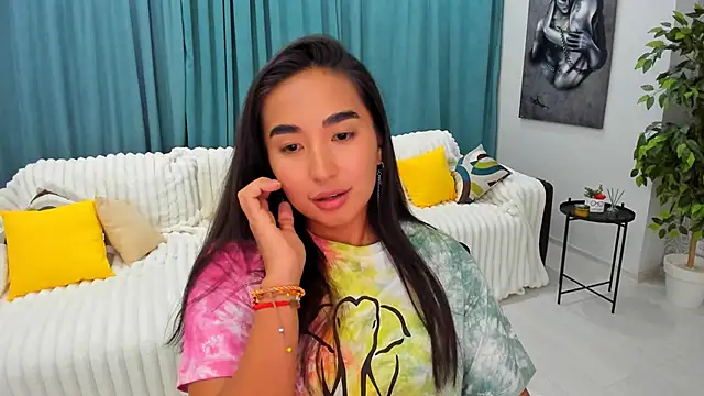 worldofkim online show from 17, 1, 2025