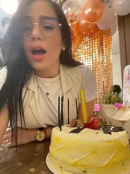 Miah gomez  online show from 30, 1, 2025