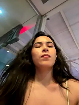 Loren moreno online show from 3, 12, 2025