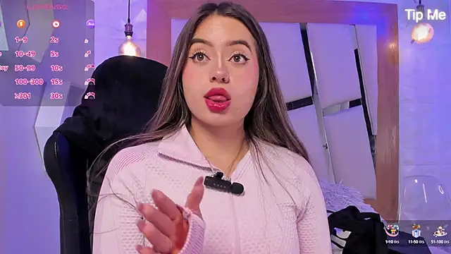 Snapshot of ary_cooper_ chatting on 9, 10, 2025 ary cooper online show from 9, 10, 2025