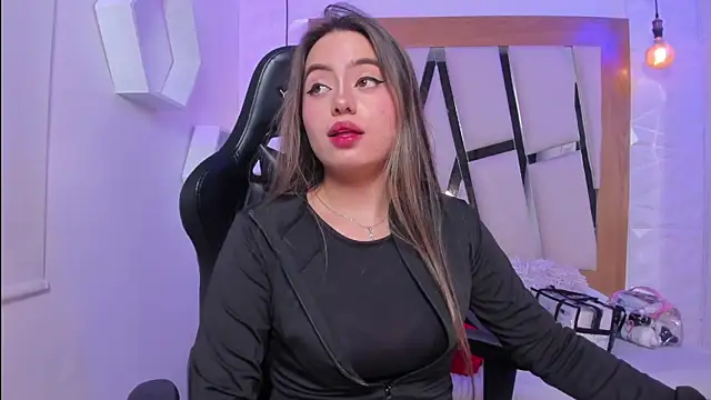 Snapshot of ary_cooper_ chatting on 21, 10, 2025 ary cooper online show from 21, 10, 2025