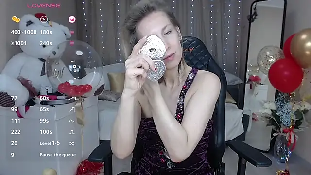AdrianaSea online show from 11, 2, 2025