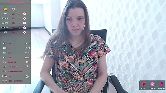 LisaHeart online show from 13, 2, 2025