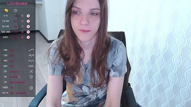 LisaHeart online show from 25, 2, 2025
