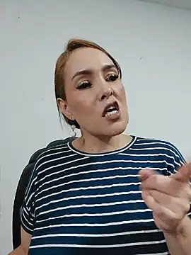 Miss Agatha online show from 23, 3, 2026