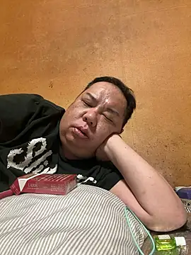 punk0805 online show from 15, 4, 2026