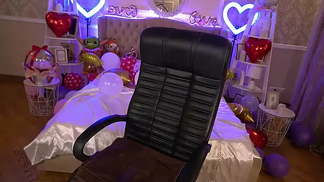 IsabellaFoxyy online show from 20, 2, 2025