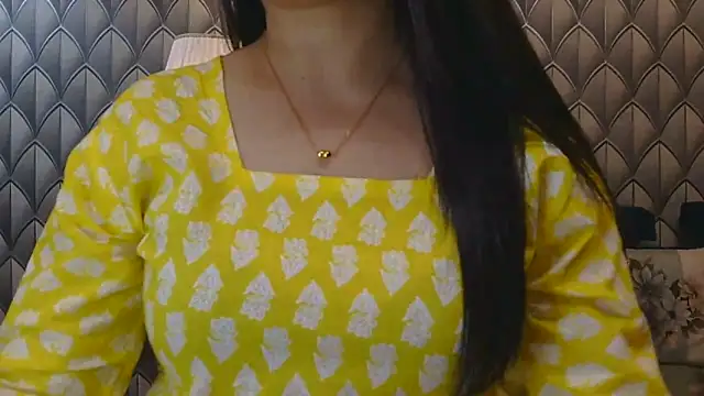 Mishika Gill online show from 4, 6, 2026