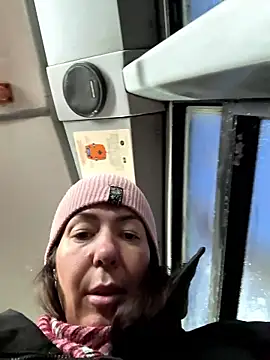 eveangelll online show from 9, 1, 2026