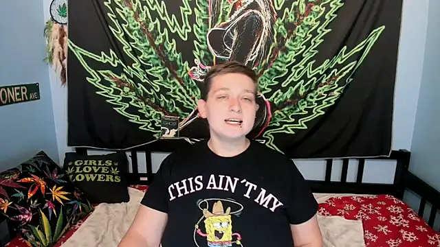 Snapshot of Chloenightmare chatting on 16, 12, 2025 Chloenightmare online show from 16, 12, 2025