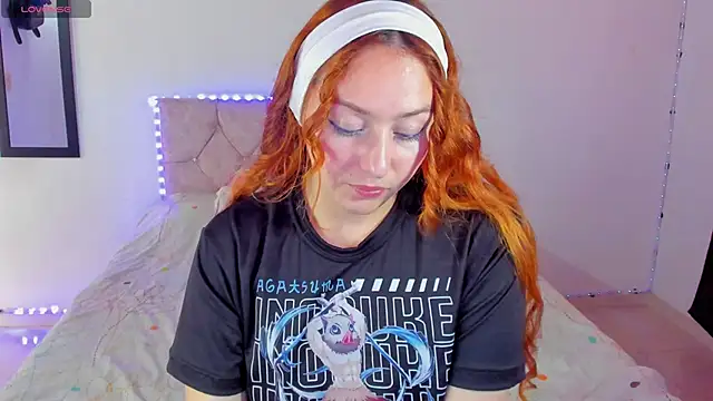 Snapshot of April_sommer1 chatting on 18, 9, 2025 April sommer1 online show from 18, 9, 2025