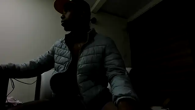 AlejoKhalifa  online show from 27, 2, 2025