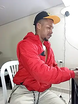 AlejoKhalifa  online show from 11, 3, 2025