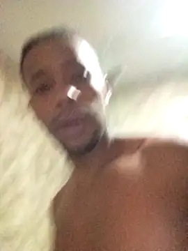 AlejoKhalifa  online show from 3, 3, 2026