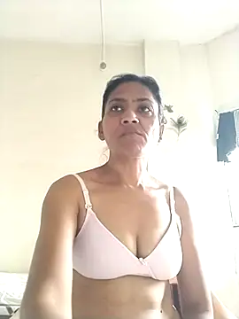 Snapshot of sunita6009 chatting on 6, 7, 2026 sunita6009 online show from 6, 7, 2026