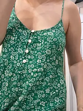 Yourdirtybitch online show from 9, 2, 2026