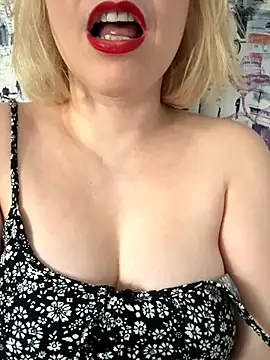 Snapshot of Yourdirtybitch chatting on 7, 10, 2025 Yourdirtybitch online show from 7, 10, 2025