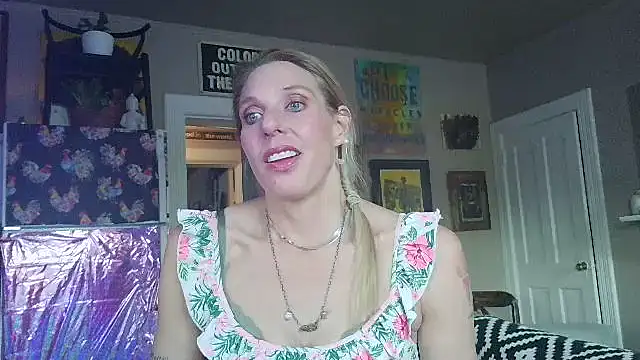 Glamazonx online show from 11, 3, 2026