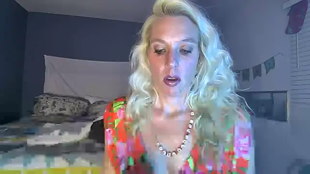 Glamazonx online show from 22, 1, 2025
