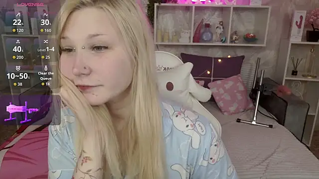 MeowkaKitty online show from 17, 12, 2025