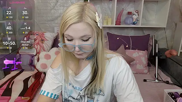 MeowkaKitty online show from 15, 10, 2025