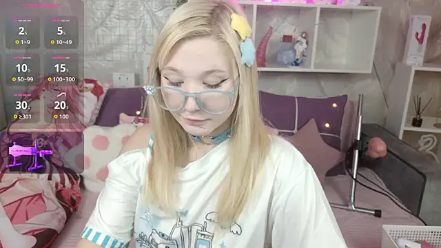 MeowkaKitty online show from 3, 11, 2025