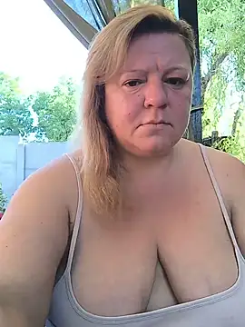 Snapshot of jusichka chatting on 17, 7, 2026 jusichka online show from 17, 7, 2026