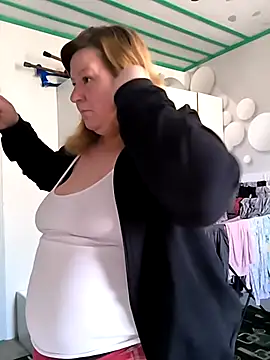 jusichka online show from 10, 3, 2026