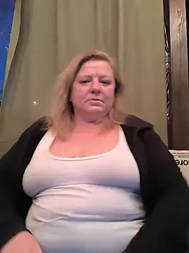 Snapshot of jusichka chatting on 4, 6, 2026 jusichka online show from 4, 6, 2026