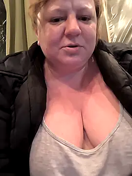 jusichka online show from 4, 12, 2025