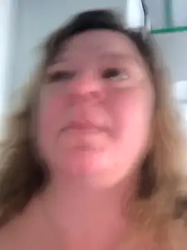 Snapshot of jusichka chatting on 4, 5, 2026 jusichka online show from 4, 5, 2026