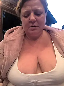 jusichka online show from 8, 9, 2025