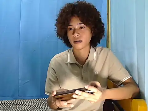 Asiantwink21 online show from 29, 7, 2026