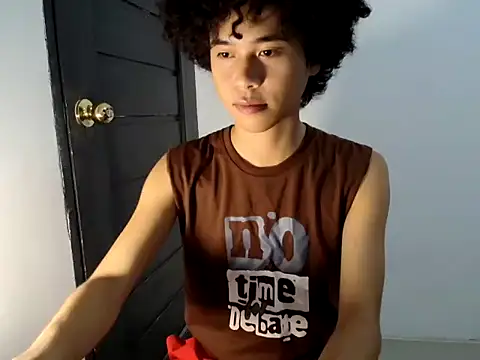 Asiantwink21 online show from 15, 5, 2026