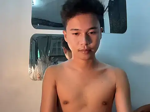 Asiantwink21 online show from 14, 9, 2025