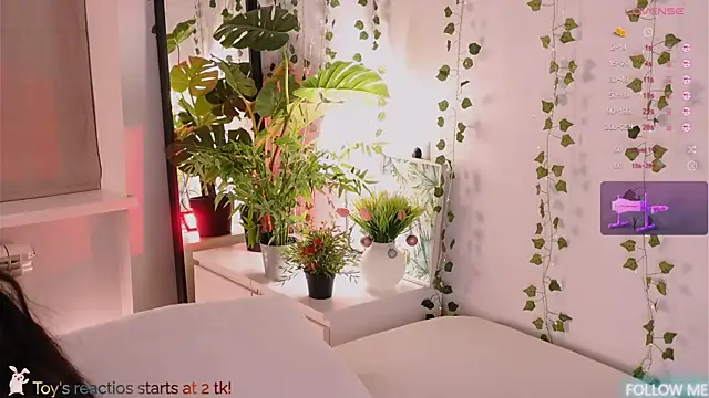 CarlyMilton online show from 7, 4, 2026