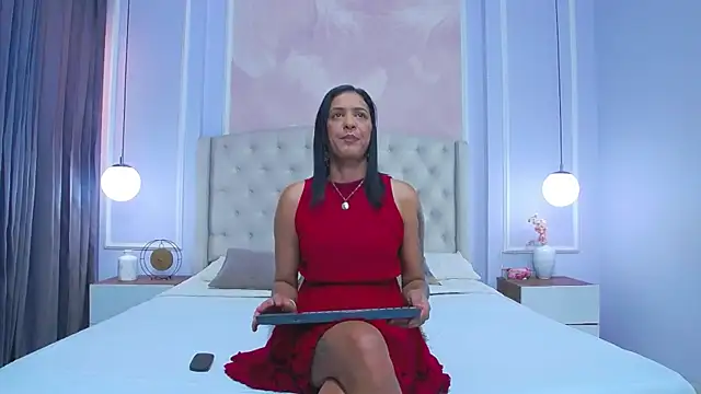 Snapshot of JoannaCox chatting on 26, 11, 2025 JoannaCox online show from 26, 11, 2025